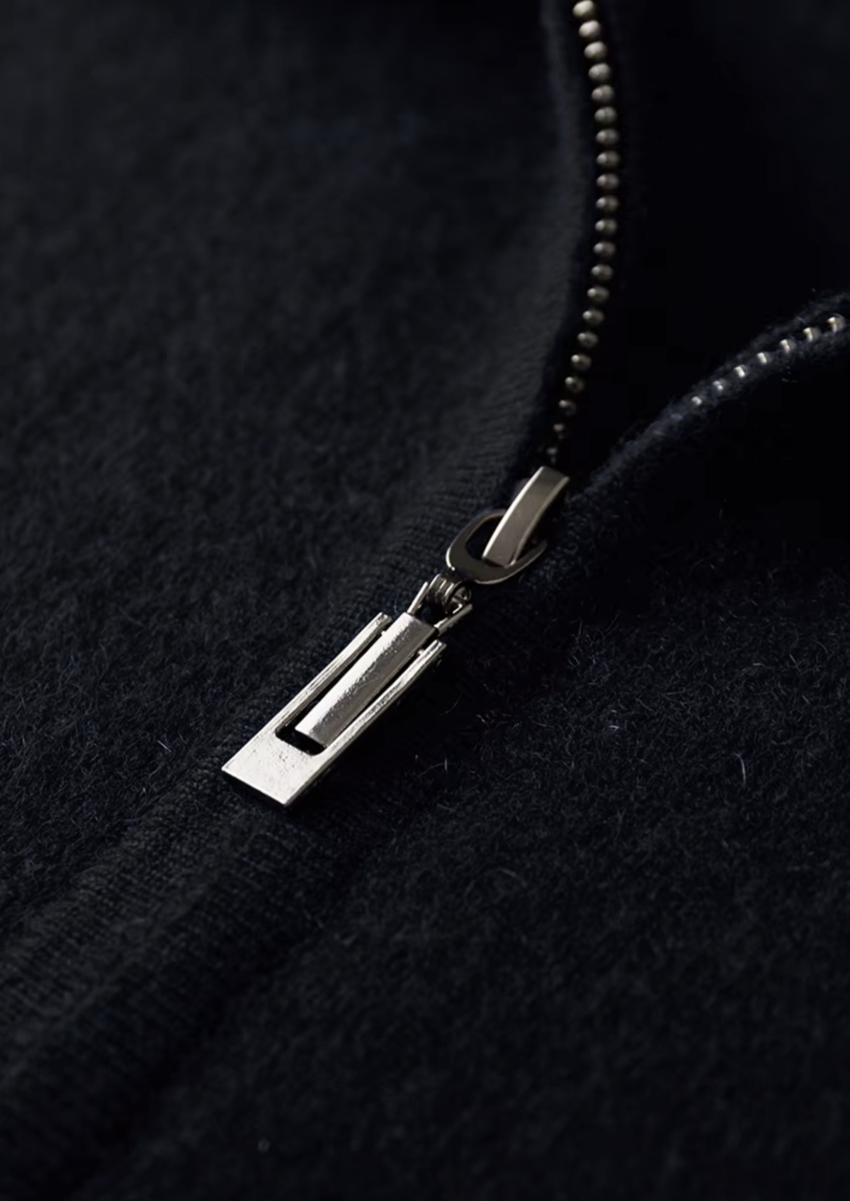 Victor | Ensemble Laine Mérinos Zippé Noir