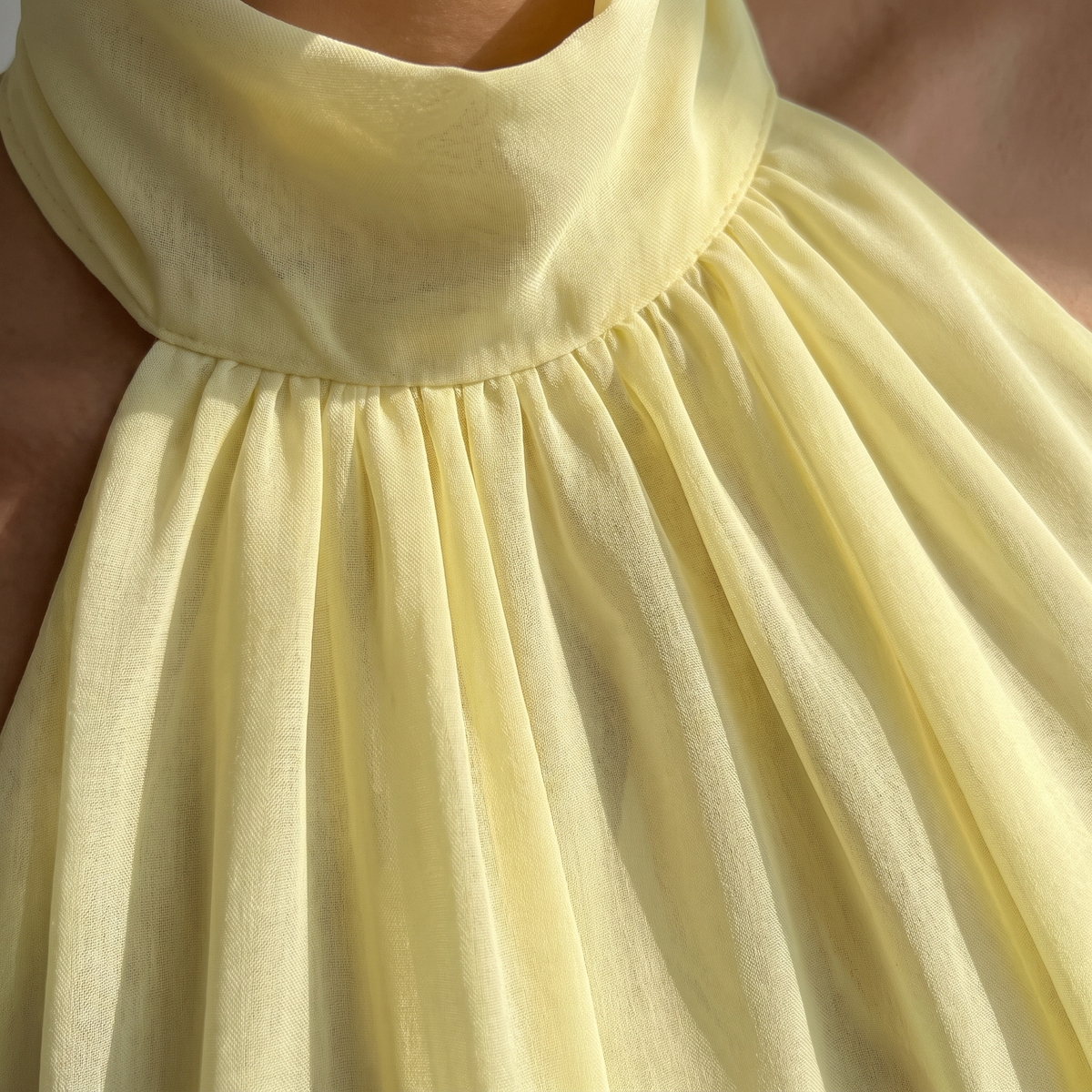 Valentine | Robe Courte Dos Nu Nouée