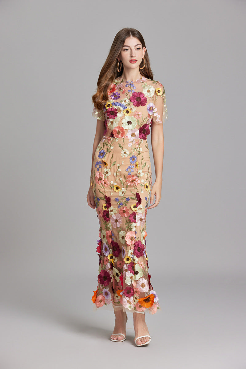 Jasmine | Robe Midi Fleurie Brodée