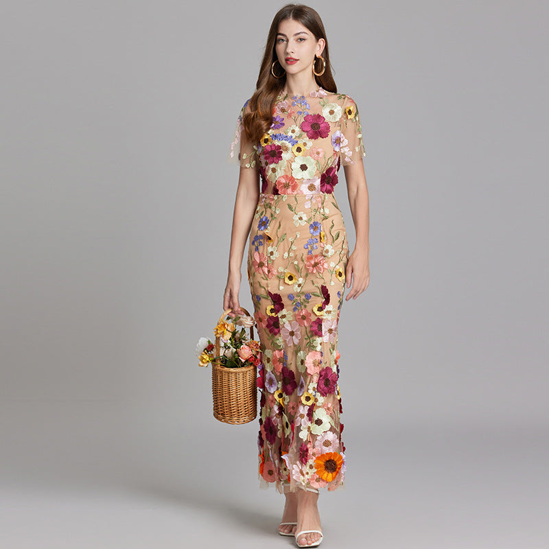 Jasmine | Robe Midi Fleurie Brodée
