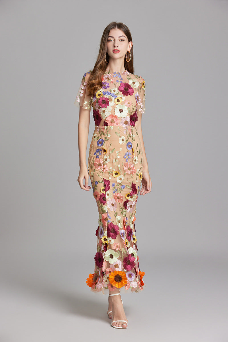 Jasmine | Robe Midi Fleurie Brodée