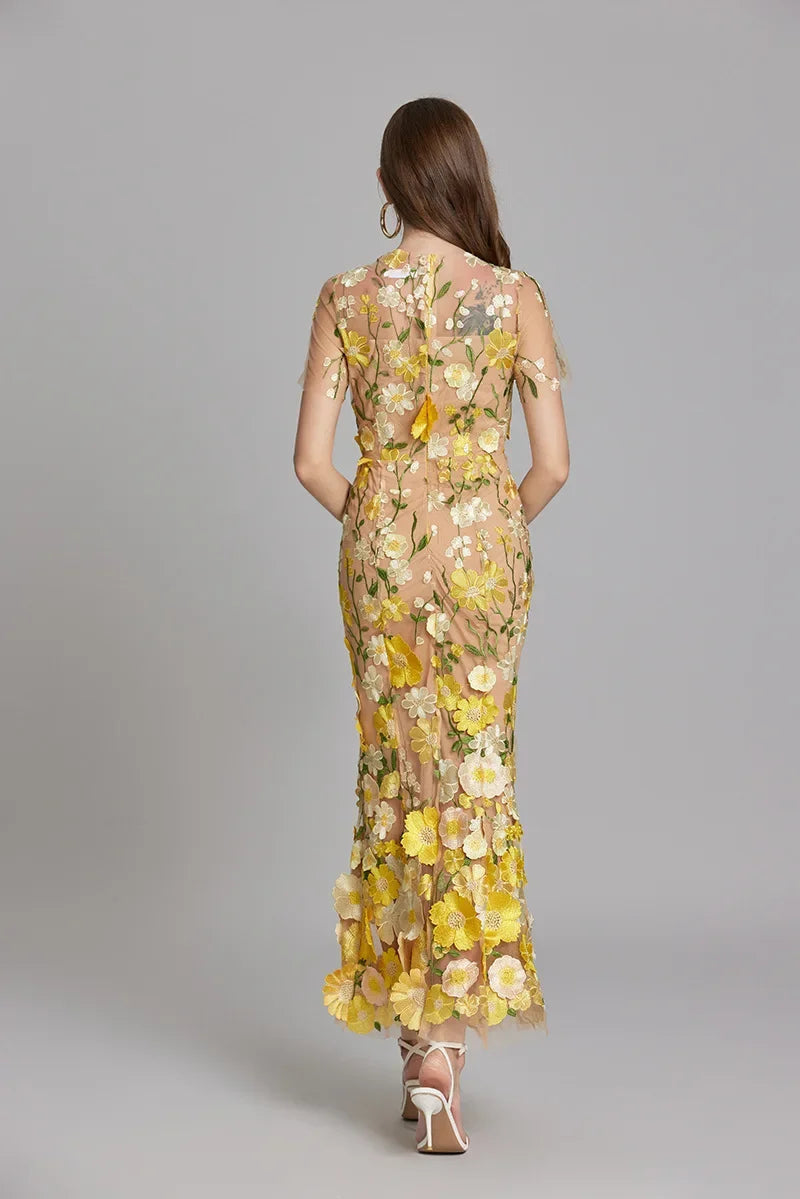 Jasmine | Robe Midi Fleurie Brodée