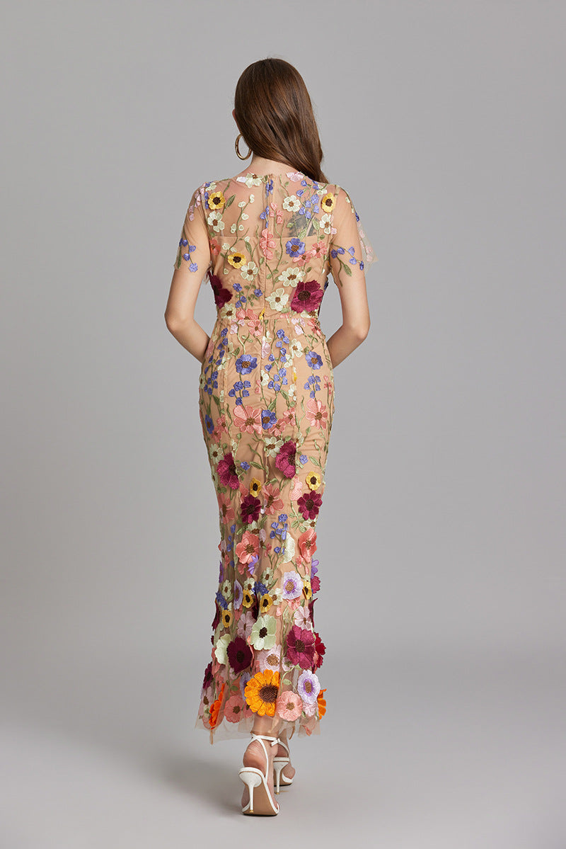 Jasmine | Robe Midi Fleurie Brodée