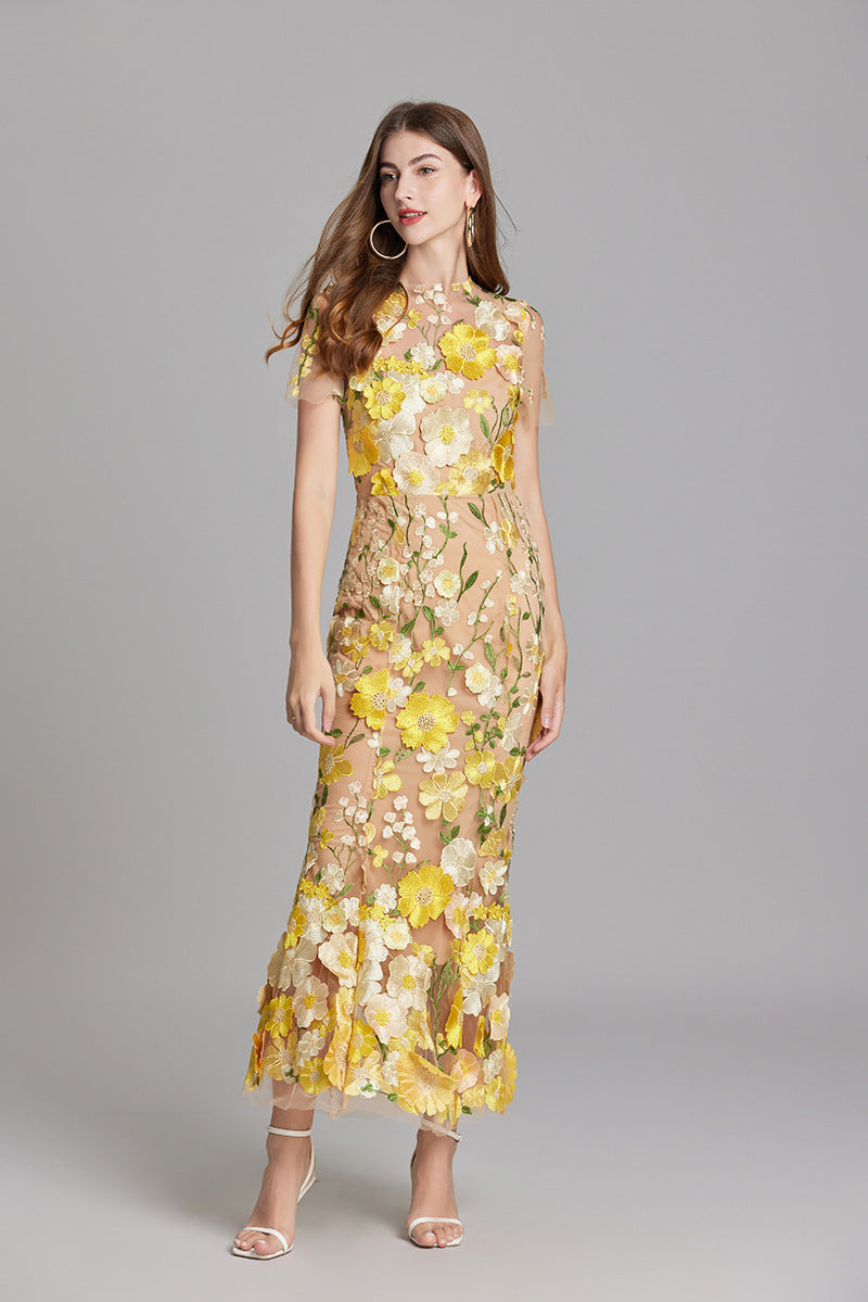 Jasmine | Robe Midi Fleurie Brodée