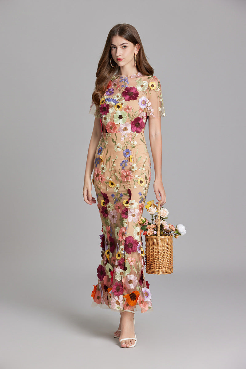 Jasmine | Robe Midi Fleurie Brodée