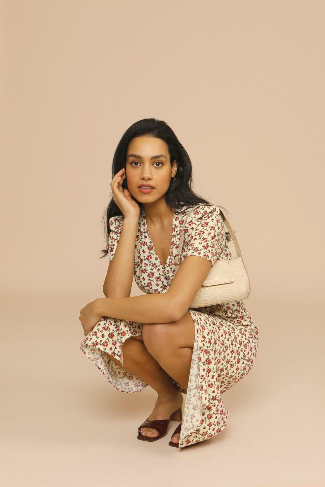Hortense | Robe Midi Fleurie Col V